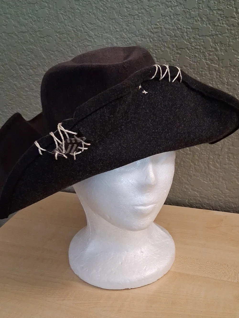 Pioneer Gold Minor Hat Costume